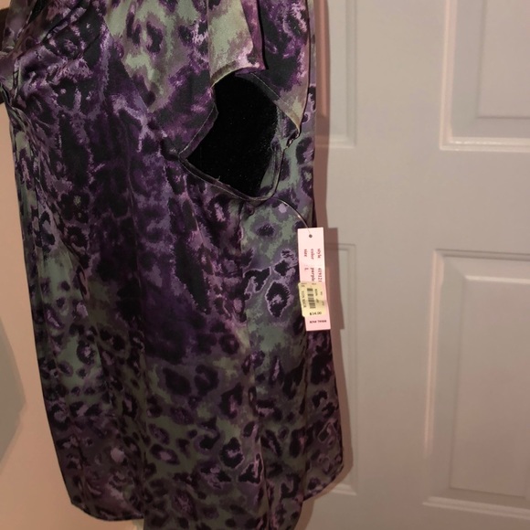 NWT purple cheetah print Blouse Size large - Picture 4 of 6